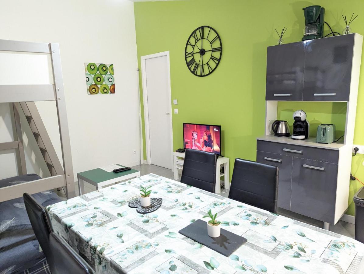 Appartement Entier Meuble A Beaumont Proche Futuroscope Et Poitiers Technopole Ngoại thất bức ảnh